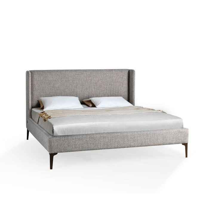 кровать двуспальная