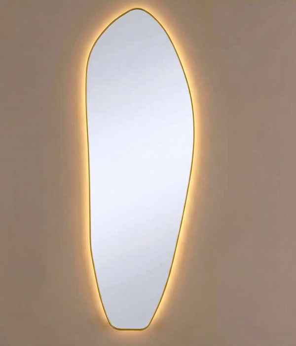 зеркало настенное фигурное