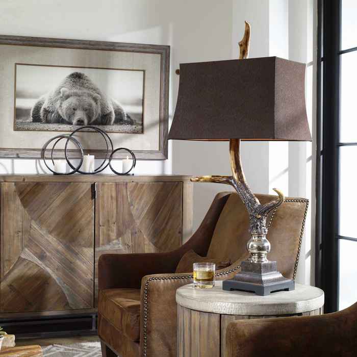 лампа настольная