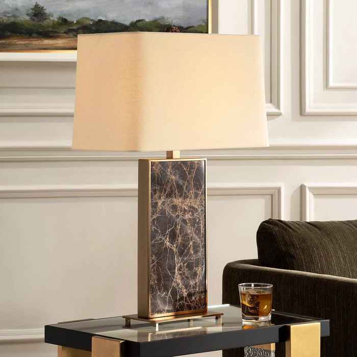 лампа настольная