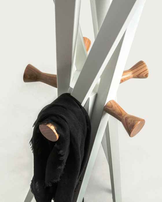 вешалка напольная