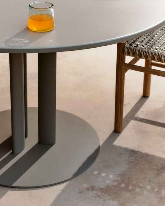 стол обеденный садовый