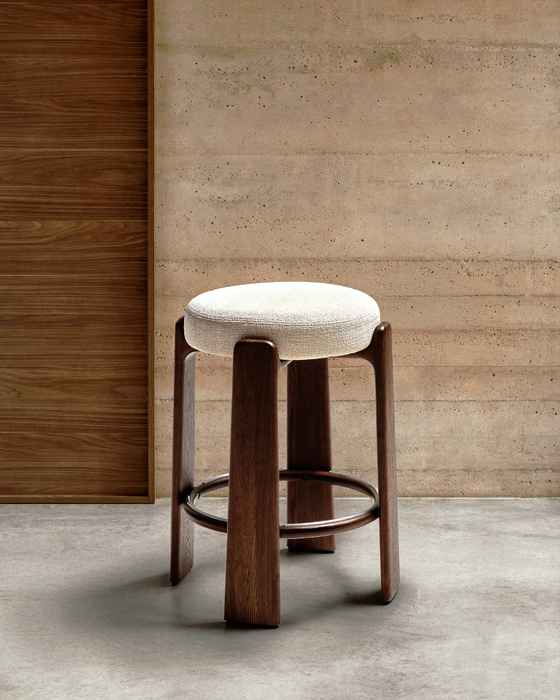 стул полубарный