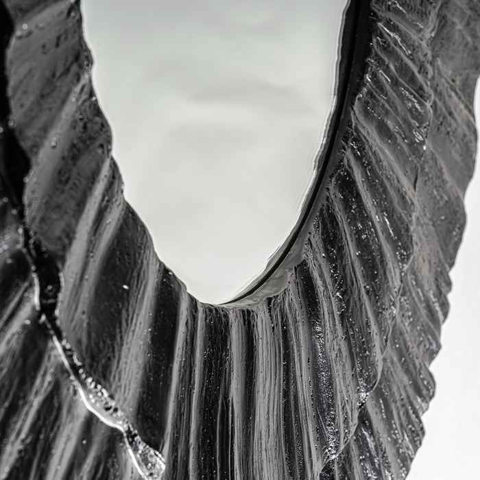 зеркало настенное фигурное