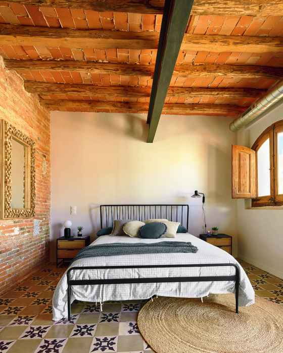 тумба прикроватная