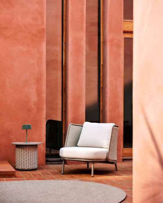 стол журнальный садовый