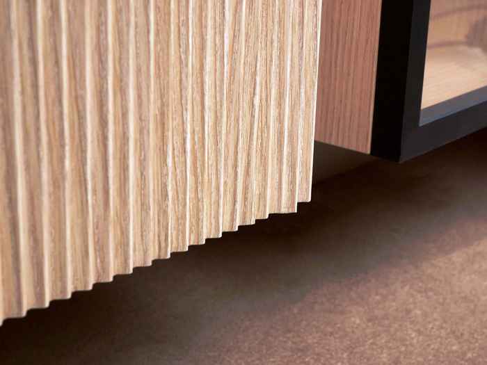 витрина для гостиной