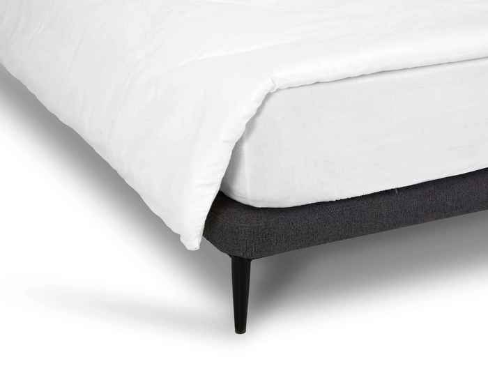 кровать двуспальная