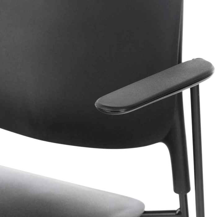 стул обеденный с подлокотниками