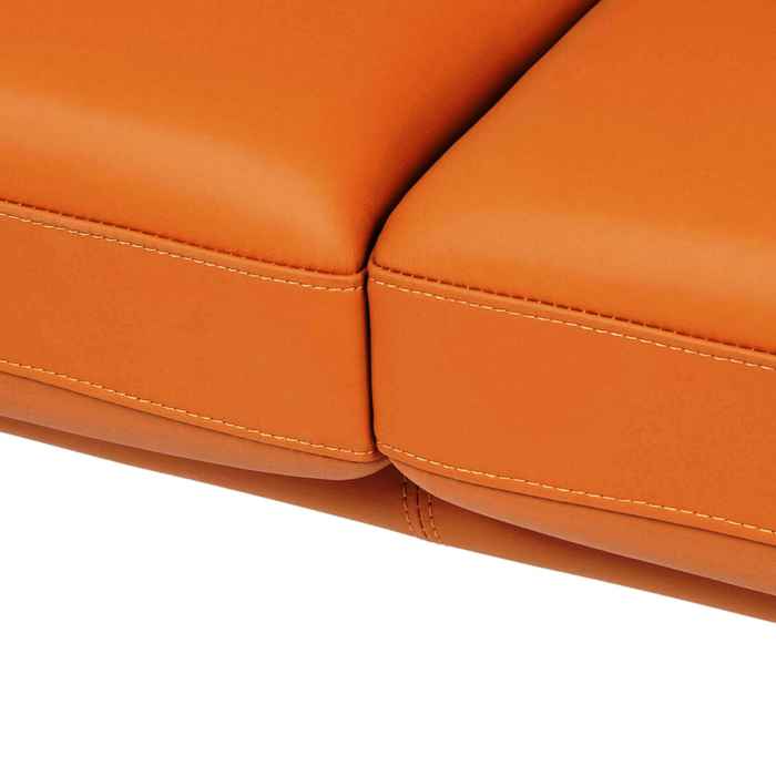 диван в гостиную