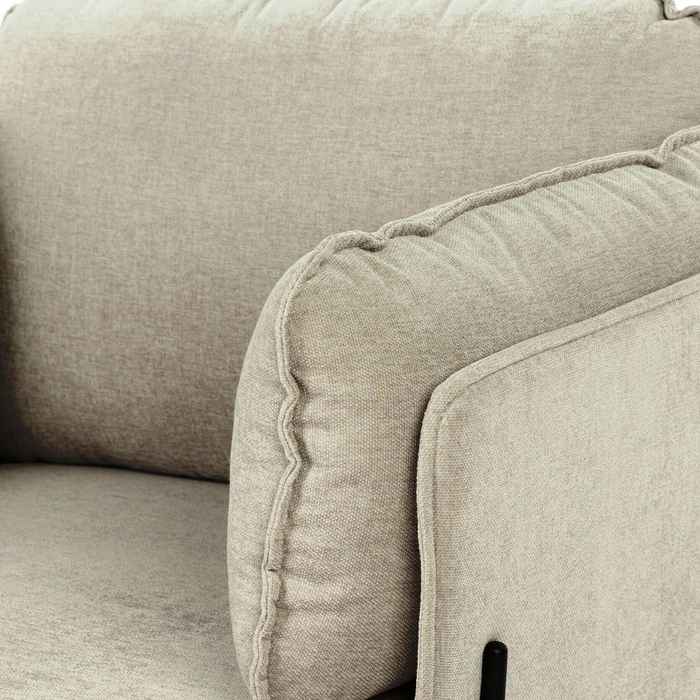 кресло на ножках