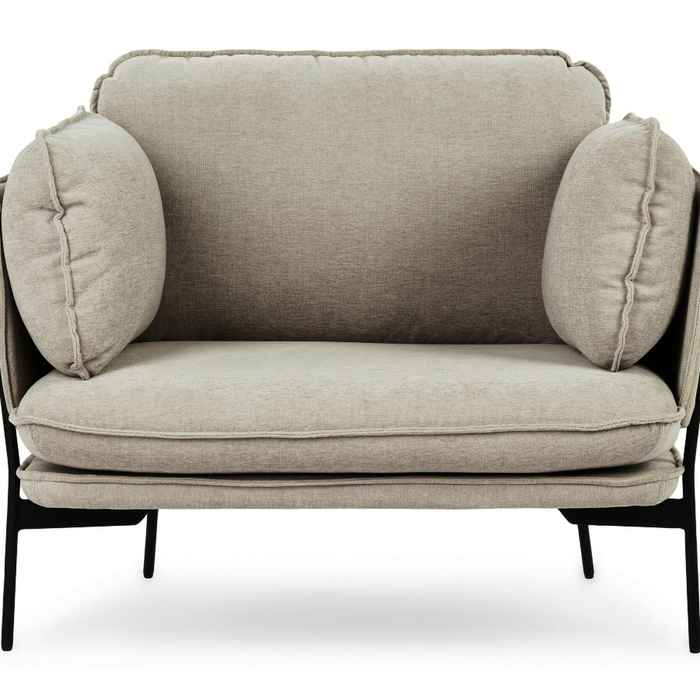 кресло на ножках