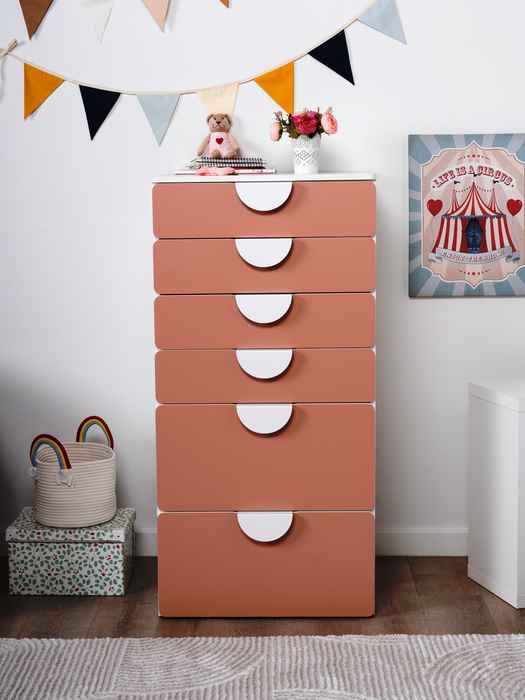 комод в спальню